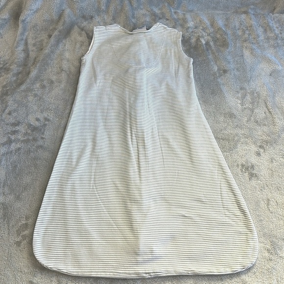 Halo Sleep Sack - 1.0 TOG - Cotton. Size Medium. 6-12 months - Picture 5 of 5